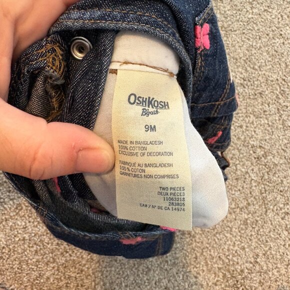 🦋 Oshkosh Baby Girl Butterflies Denim Overall 9 months Pink Butterfly 🦋 - Picture 5 of 5